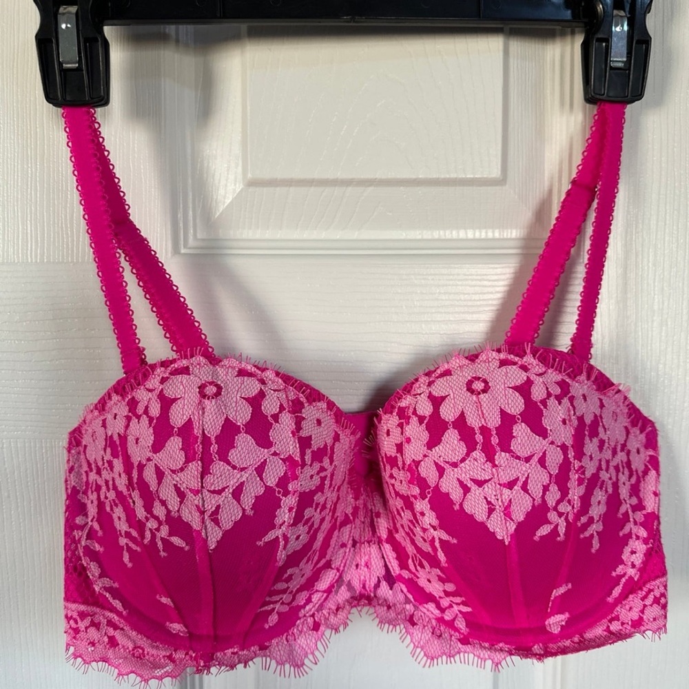 Victoria’s Secret bra